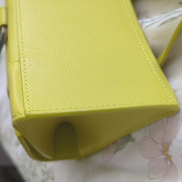 Balenciaga yellow small bag like new - Picture 10 of 10